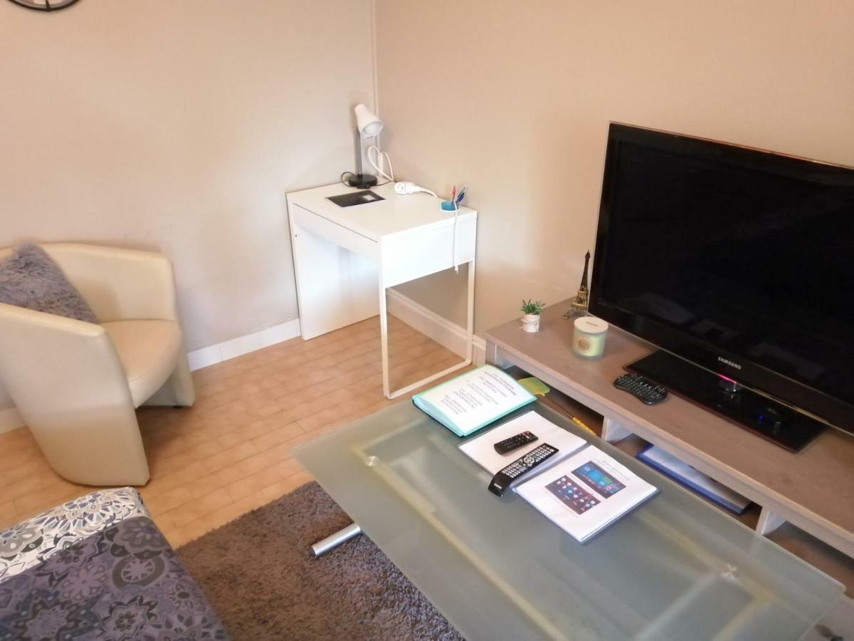 Appartement Type F2 Proche Paris 25 Km Andilly  Bagian luar foto
