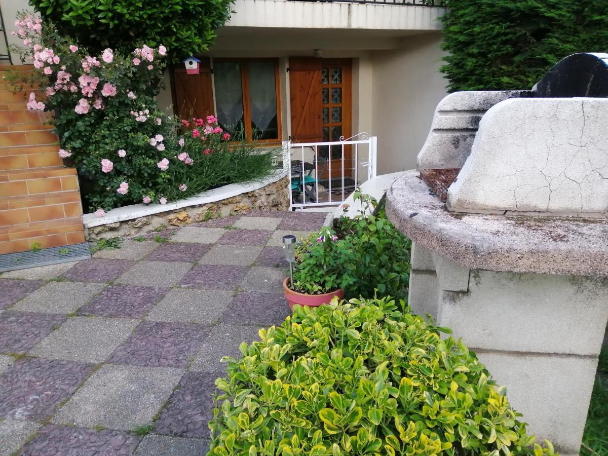 Appartement Type F2 Proche Paris 25 Km Andilly  Bagian luar foto
