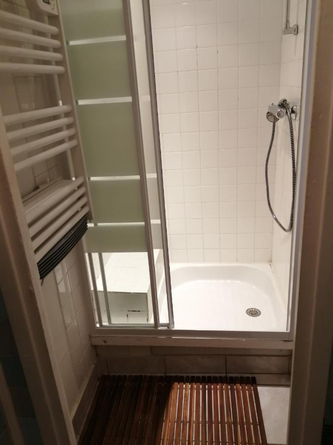 Appartement Type F2 Proche Paris 25 Km Andilly  Bagian luar foto
