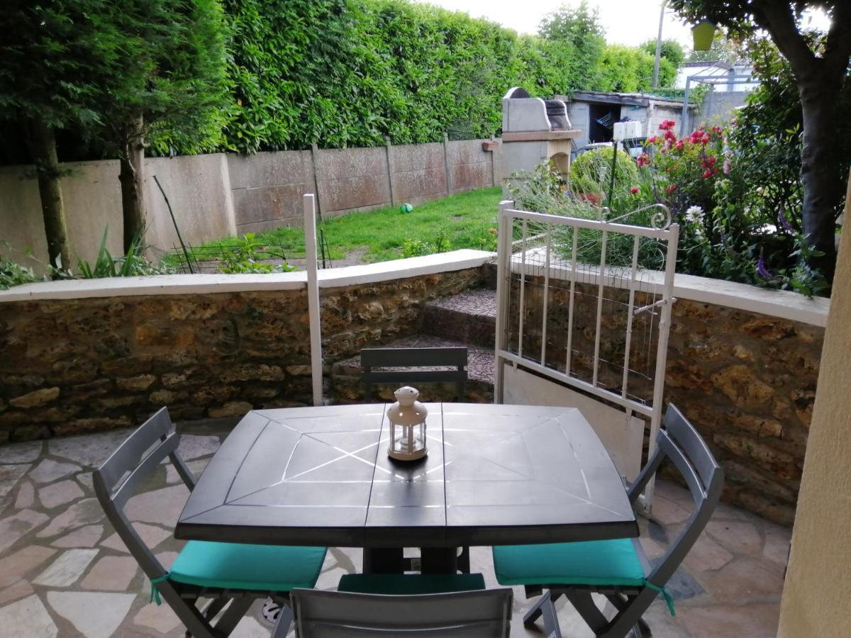 Appartement Type F2 Proche Paris 25 Km Andilly  Bagian luar foto